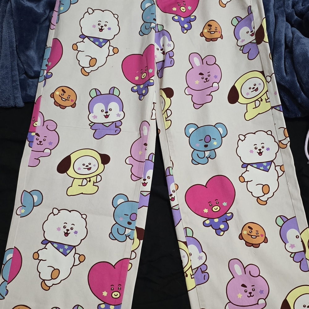Cakeworthy BT21 Pants